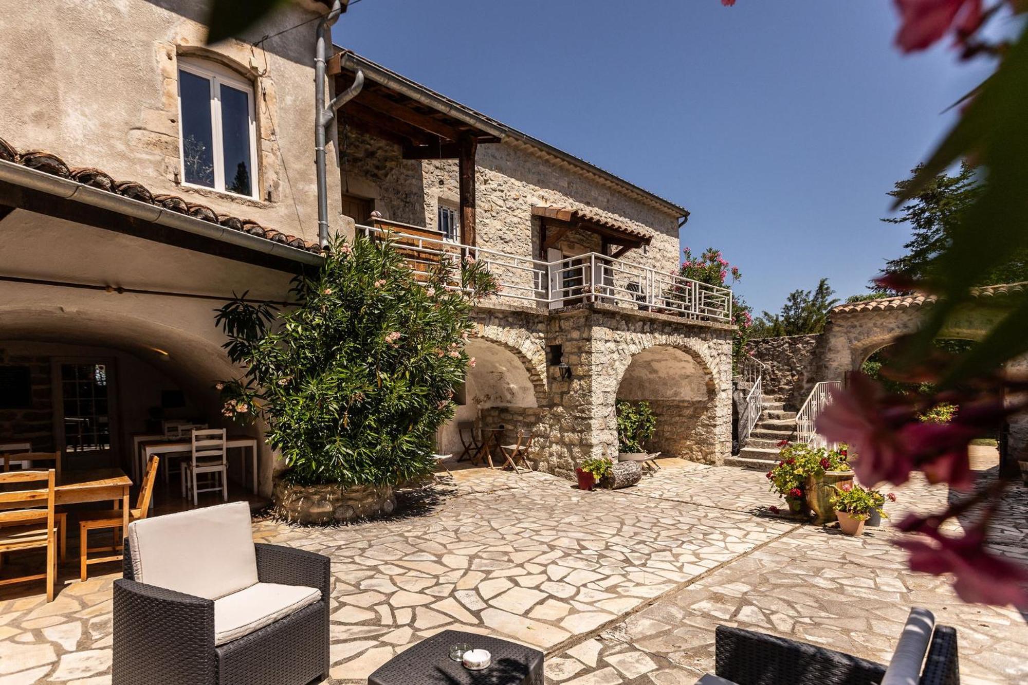 Les Monteils Hotel Grospierres Kültér fotó