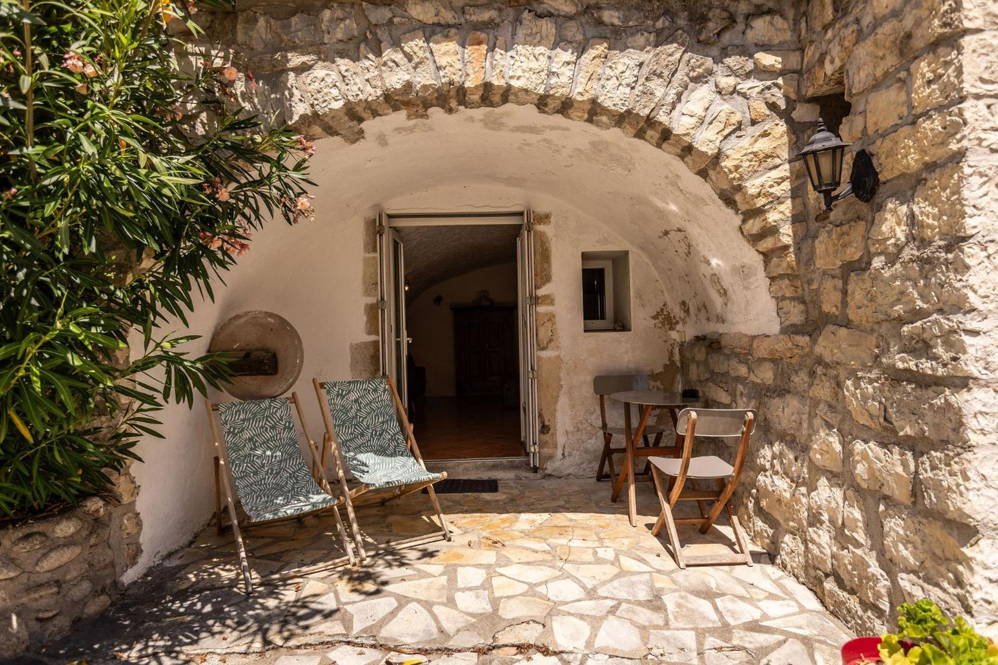 Les Monteils Hotel Grospierres Kültér fotó